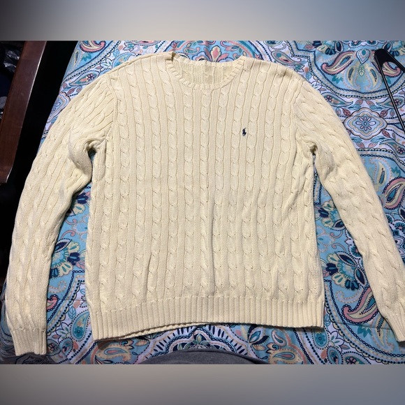 Ralph Lauren Sweaters - Ralph Lauren sweater size L